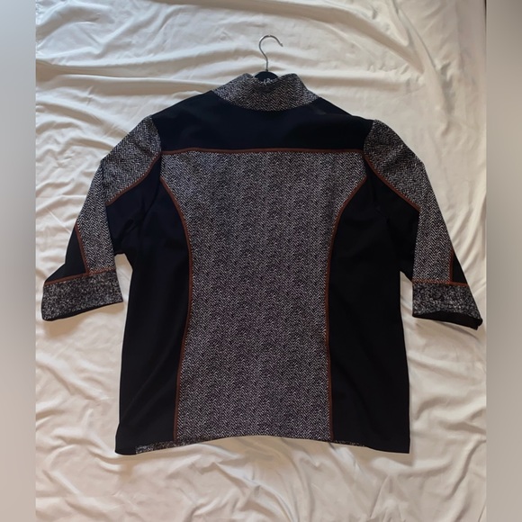 Black & White Jacket - Picture 2 of 6